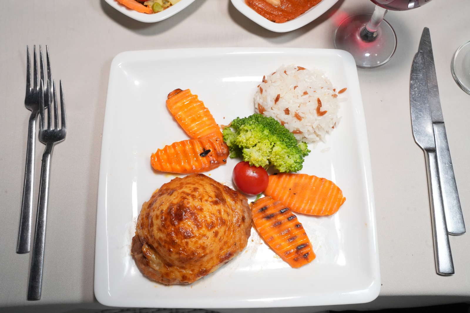 With Alcohol & With Hotel Transfer (Private Close to Show Table) EC