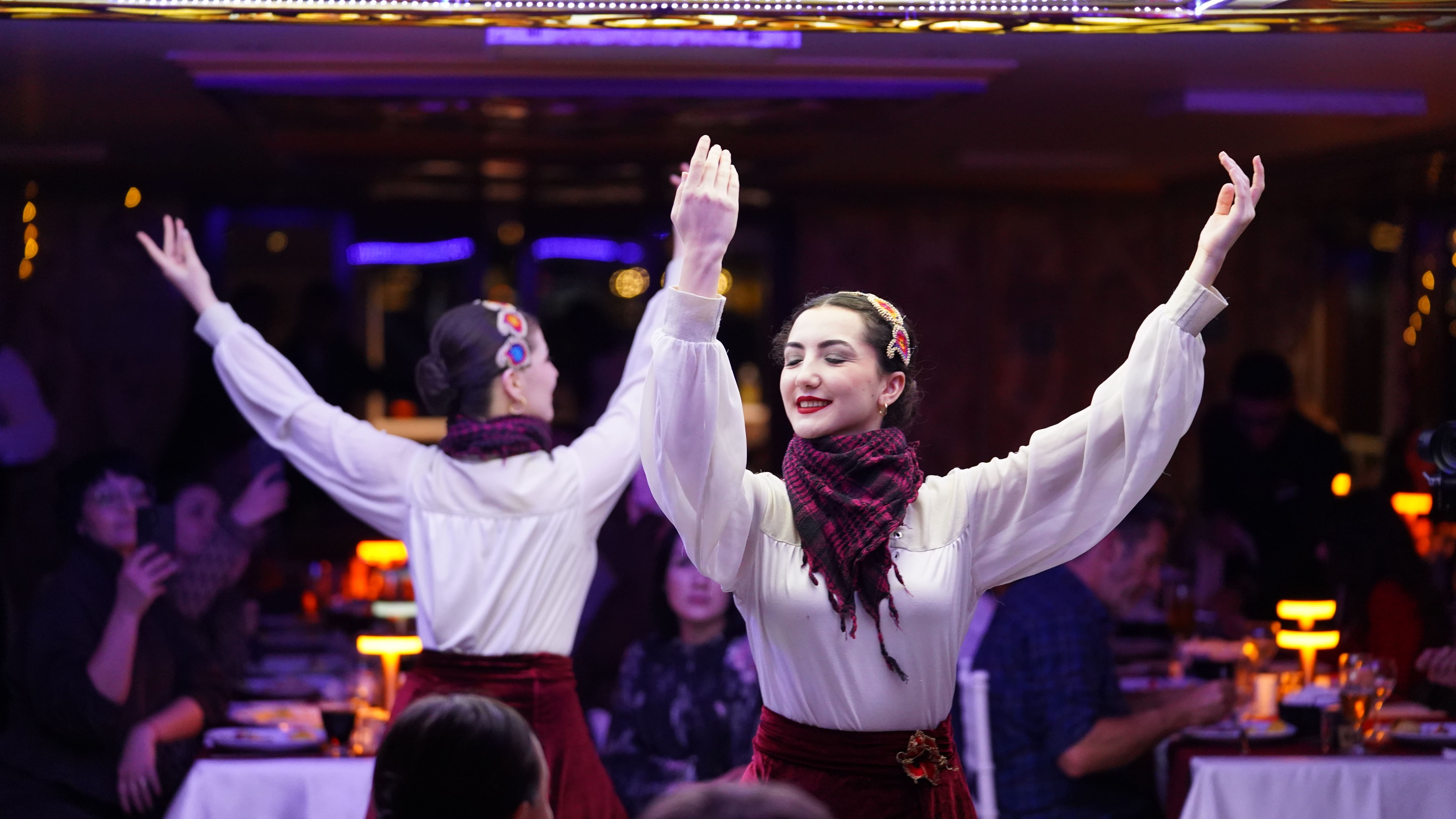 YÜZEN SARAY BOSPHORUS DINNER CRUISE