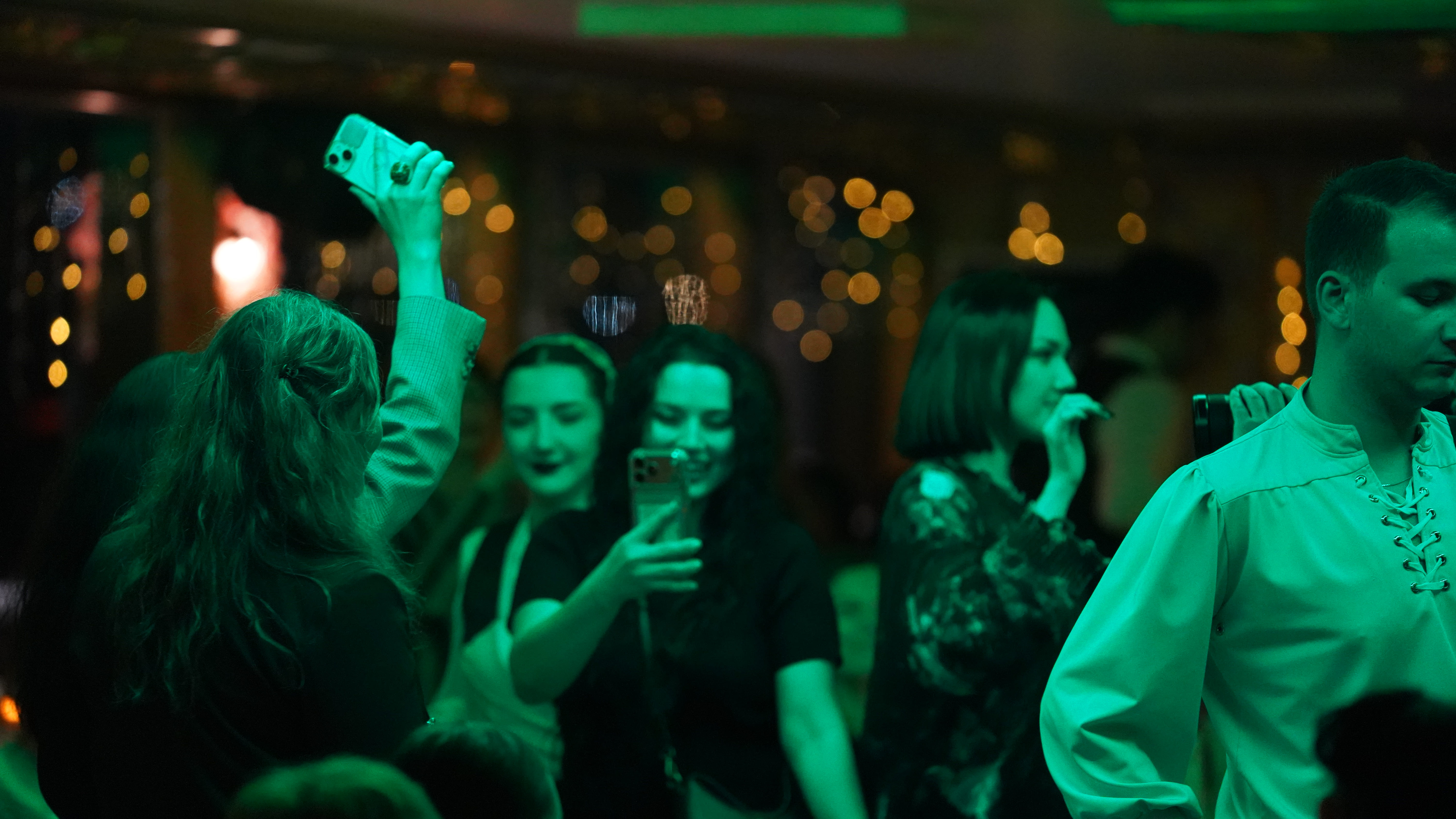 Without Alcohol & With Hotel Transfer (Private Close to Show Table) YS