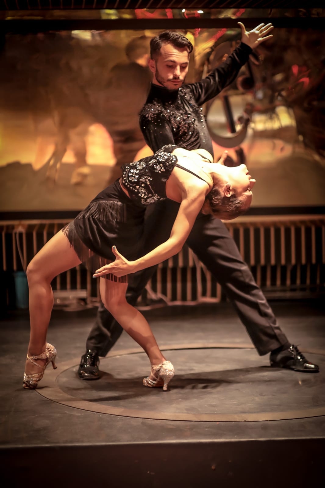 BOSPHORUS DINNER CRUISE & TURKISH NIGHT SHOW (CLOSE TO SHOW TABLE VIP LARGE MENU WITH DRINKS)