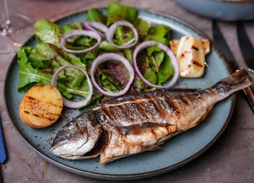 Bosphorus Dinner Cruise - Close to Show Table (Soft Drinks and Local Alcohol + Dinner + Turkish Show + Meeting Point)