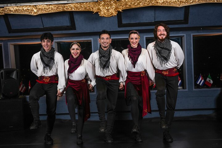 Bosphorus Dinner Cruise - VIP Front Table ( Unlimited Soft Drinks & Local Alcohol + Dinner + Turkish Show + Meeting Point)