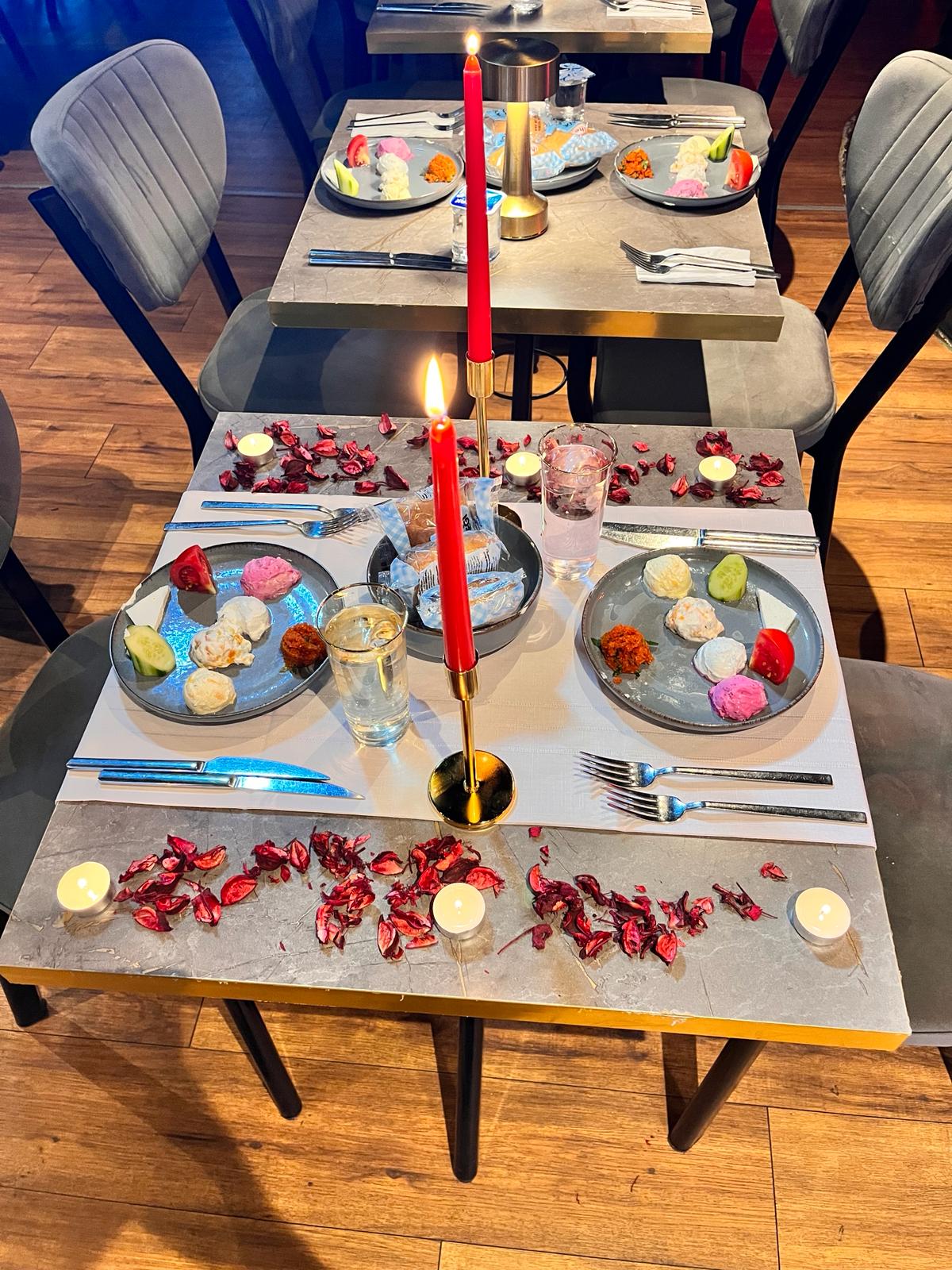 Only Turkish Show ( Entertainment) + Hotel Transfer ( Close to Show Table)